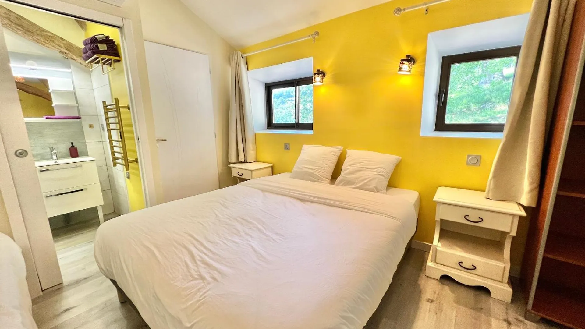 Brasserie Des Paloufettes - Gite Classe 3 Etoiles Le Mas-d'Azil 0*,  France